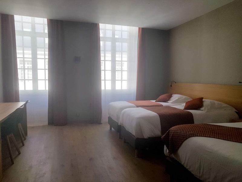 Hotel Le Castel D'Alti Bagnères-de-Luchon Zewnętrze zdjęcie